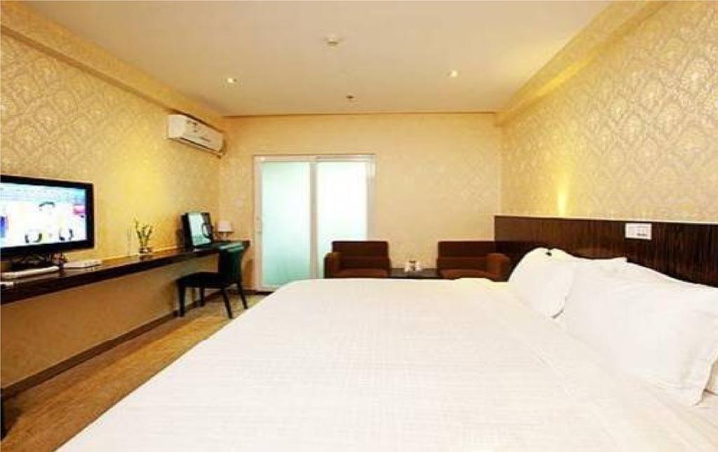 Shenzhen Luohu Art Hotel, Dongmen Shopping Center Ruang foto