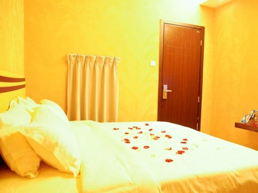 Shenzhen Luohu Art Hotel, Dongmen Shopping Center Bagian luar foto