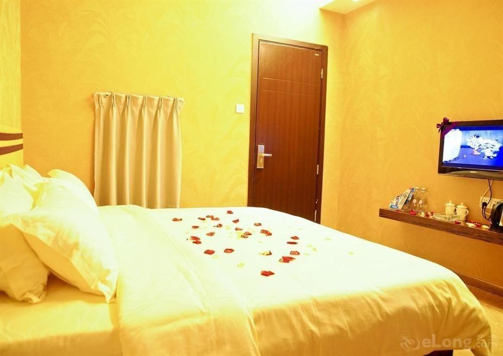 Shenzhen Luohu Art Hotel, Dongmen Shopping Center Bagian luar foto