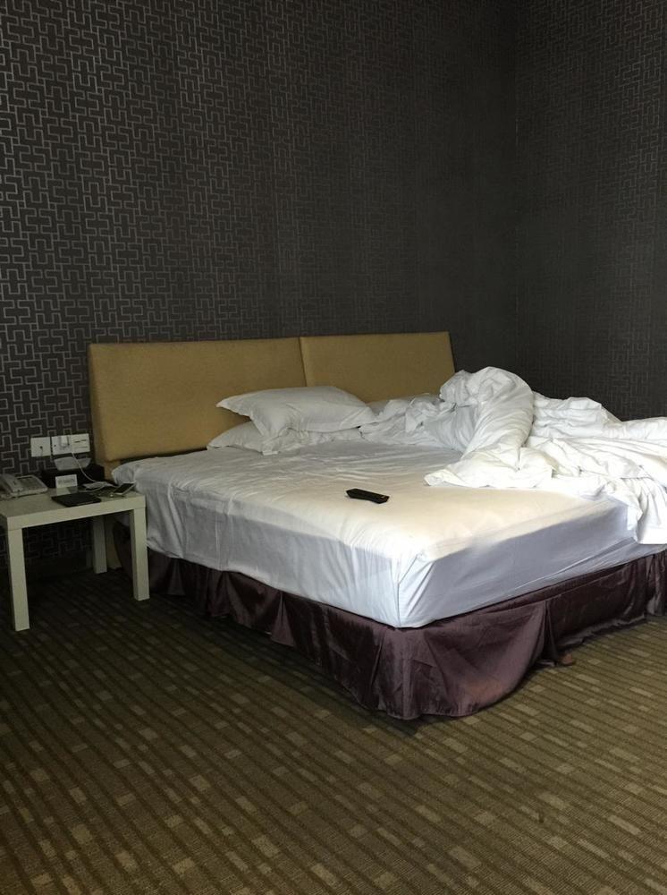 Shenzhen Luohu Art Hotel, Dongmen Shopping Center Bagian luar foto