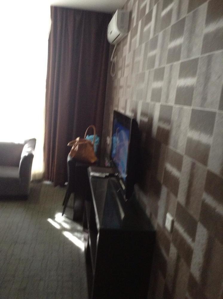 Shenzhen Luohu Art Hotel, Dongmen Shopping Center Bagian luar foto